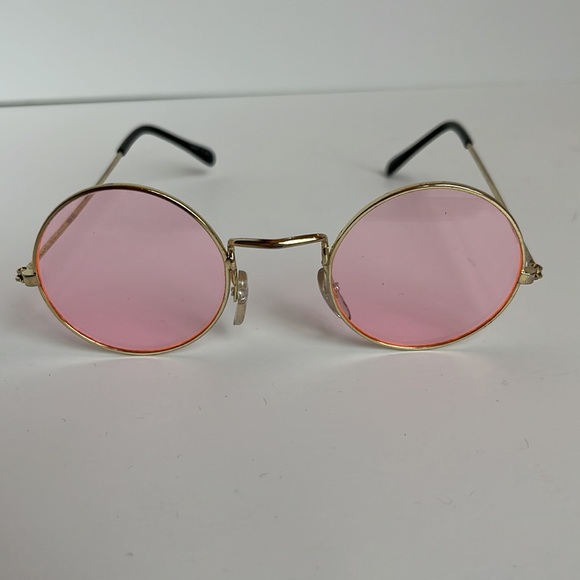 Fun Glasses - Picture 8 of 10